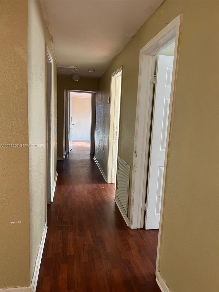 RIVIERA BEACH HEIGHTS ADD - Residential Lease