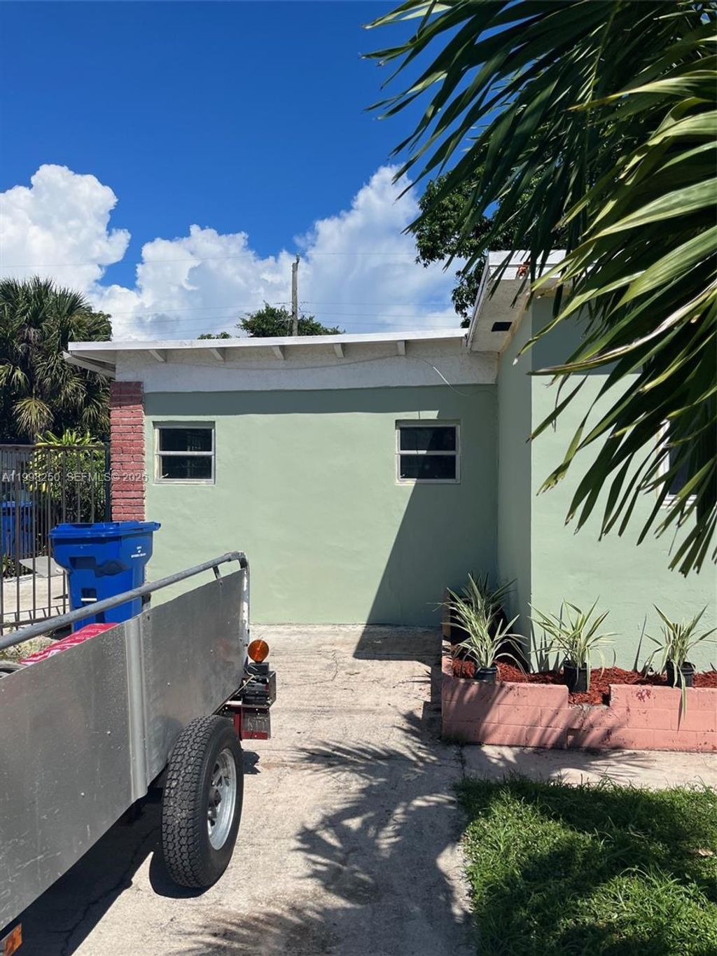 Photo of 538 W 1st St, Riviera Beach, FL 33404 (MLS # A11998250)