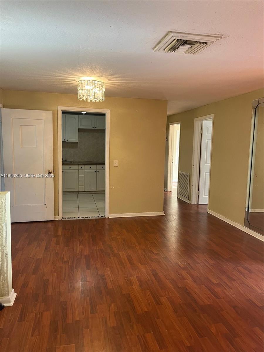 RIVIERA BEACH HEIGHTS ADD - Residential Lease