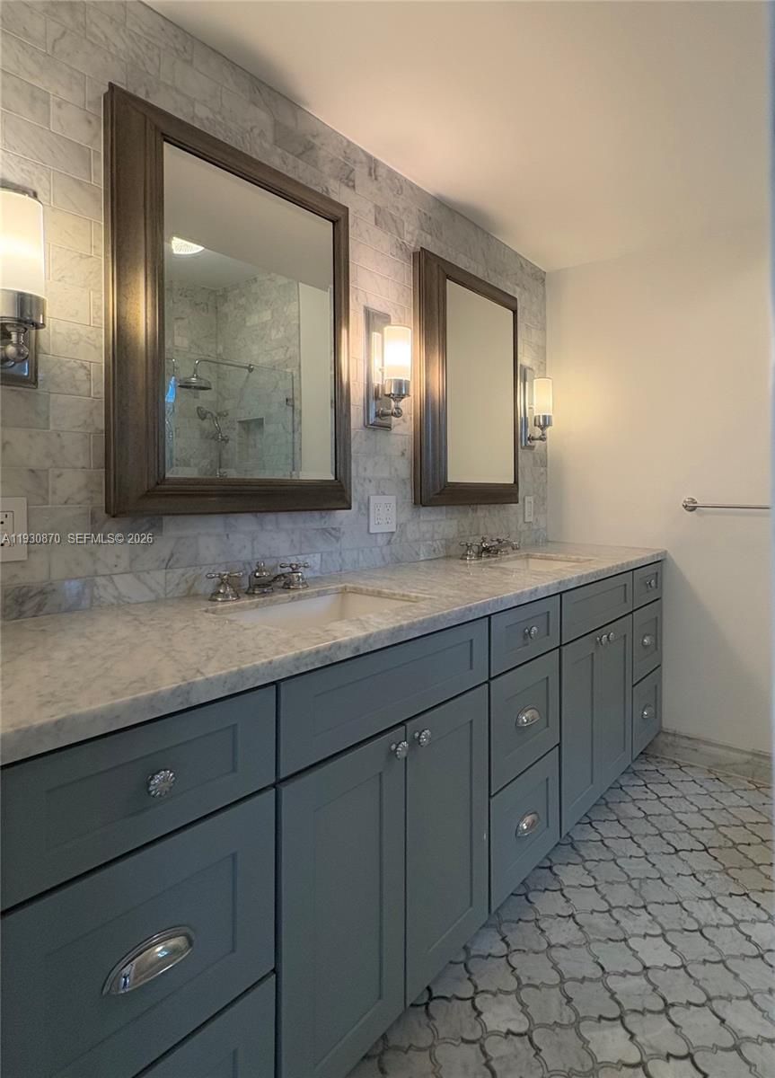 BELLE MEADE OF MIA SEC 1 - Residential