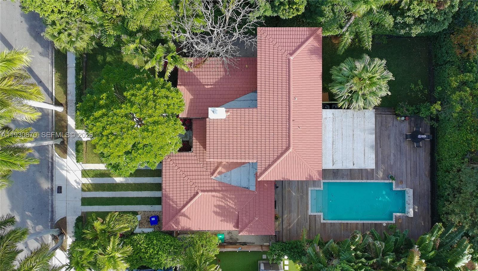 BELLE MEADE OF MIA SEC 1 - Residential