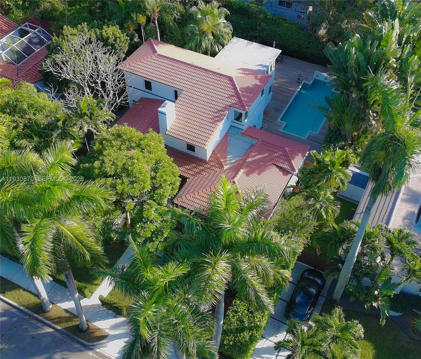 BELLE MEADE OF MIA SEC 1 - Residential