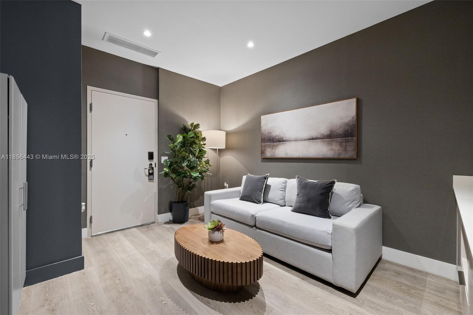 BRICKELL - Residential