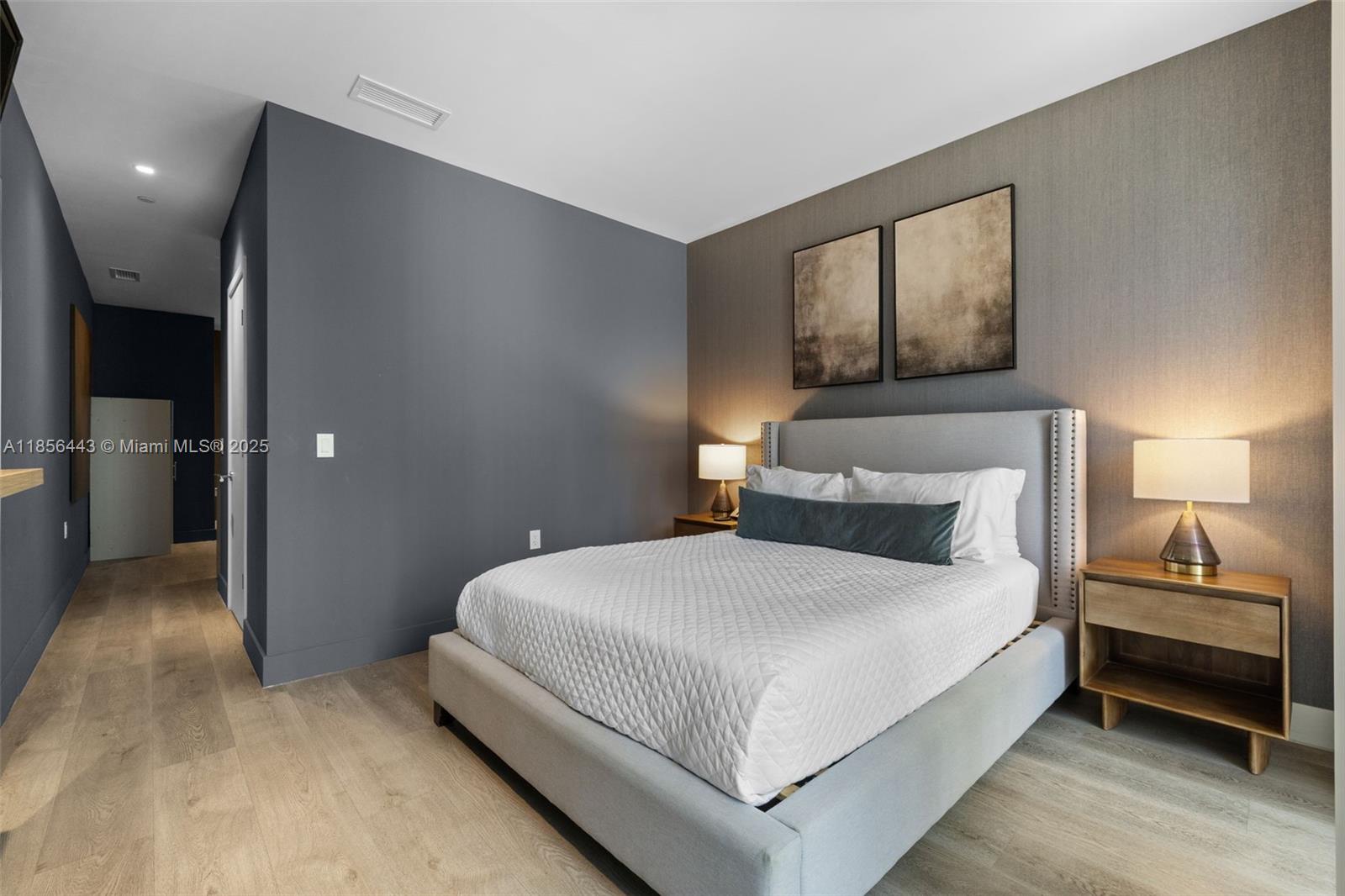 BRICKELL - Residential