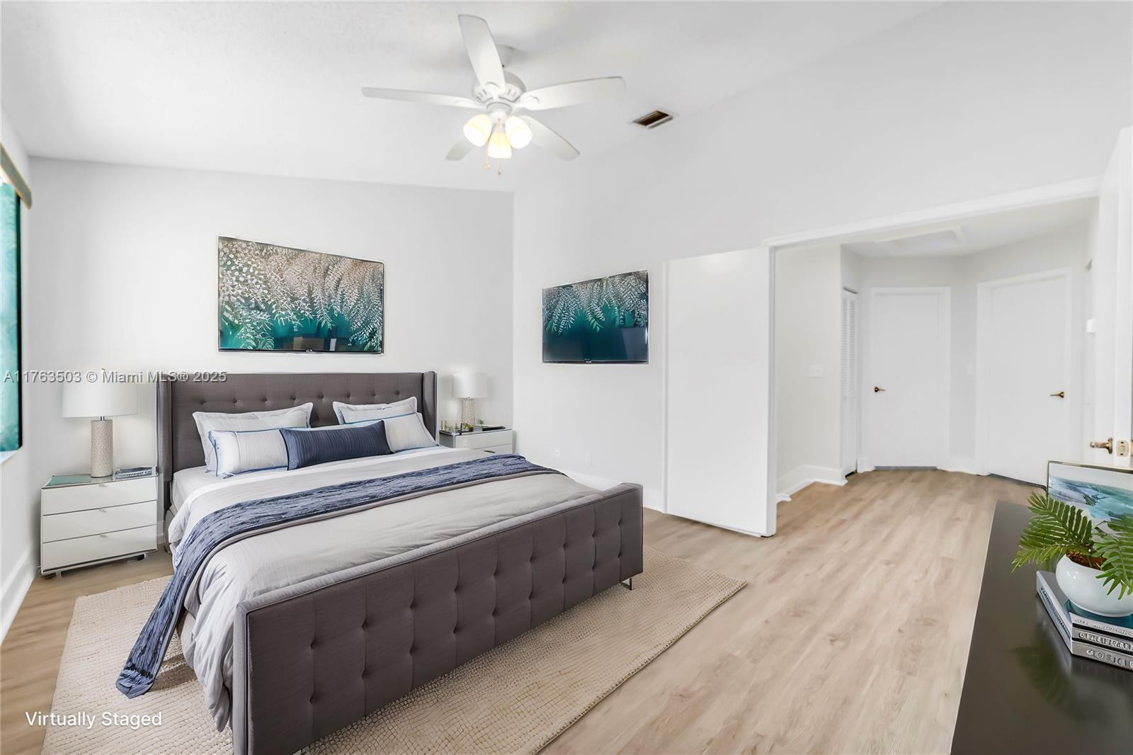 PEMBROKE SHORES - Residential