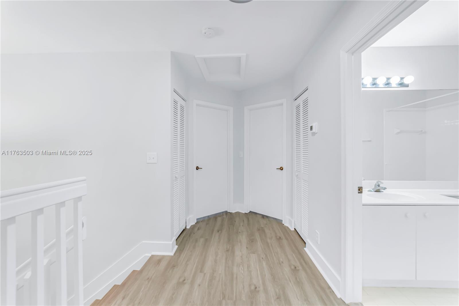 PEMBROKE SHORES - Residential