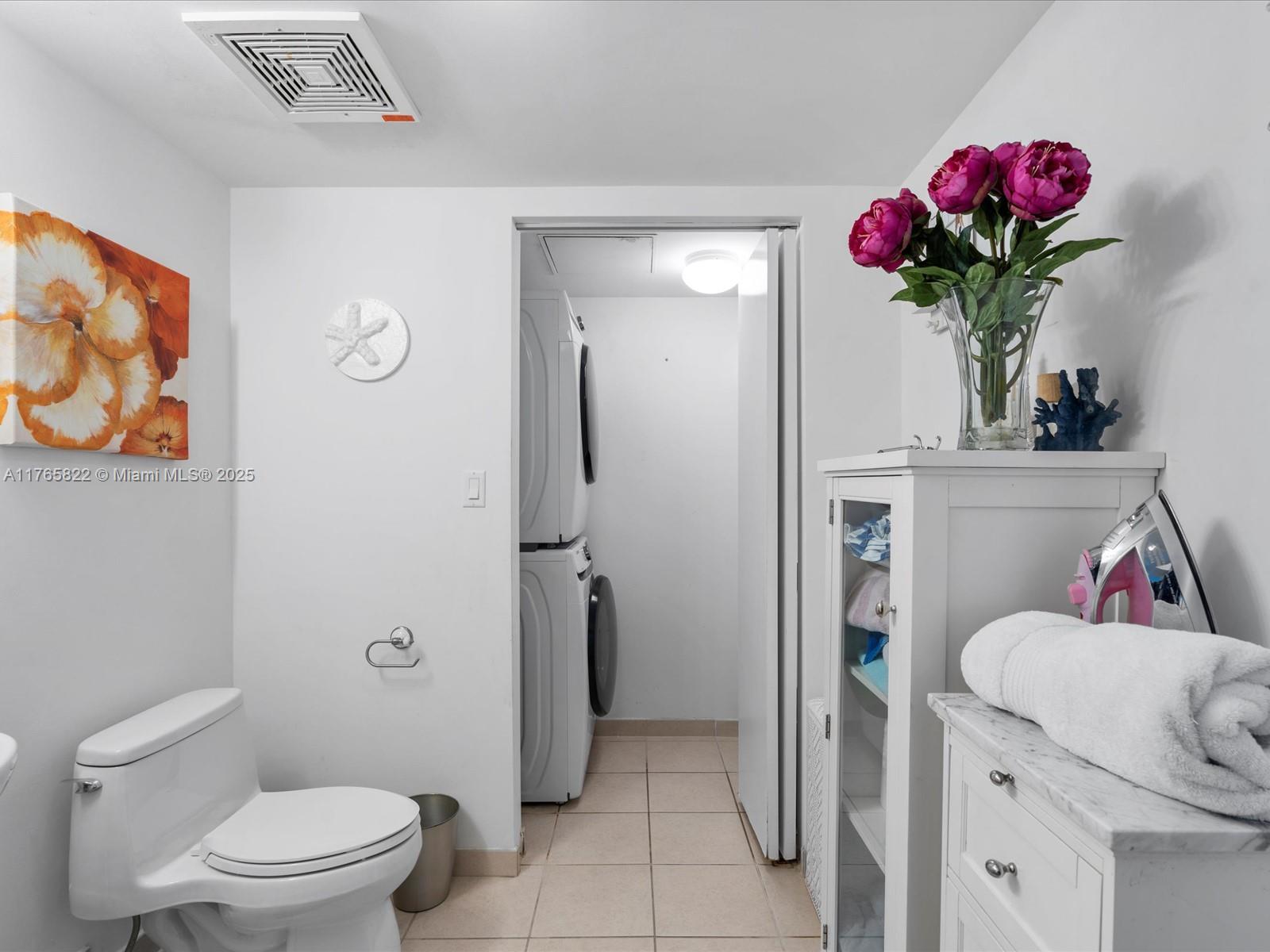 LA PERLA CONDO - Residential