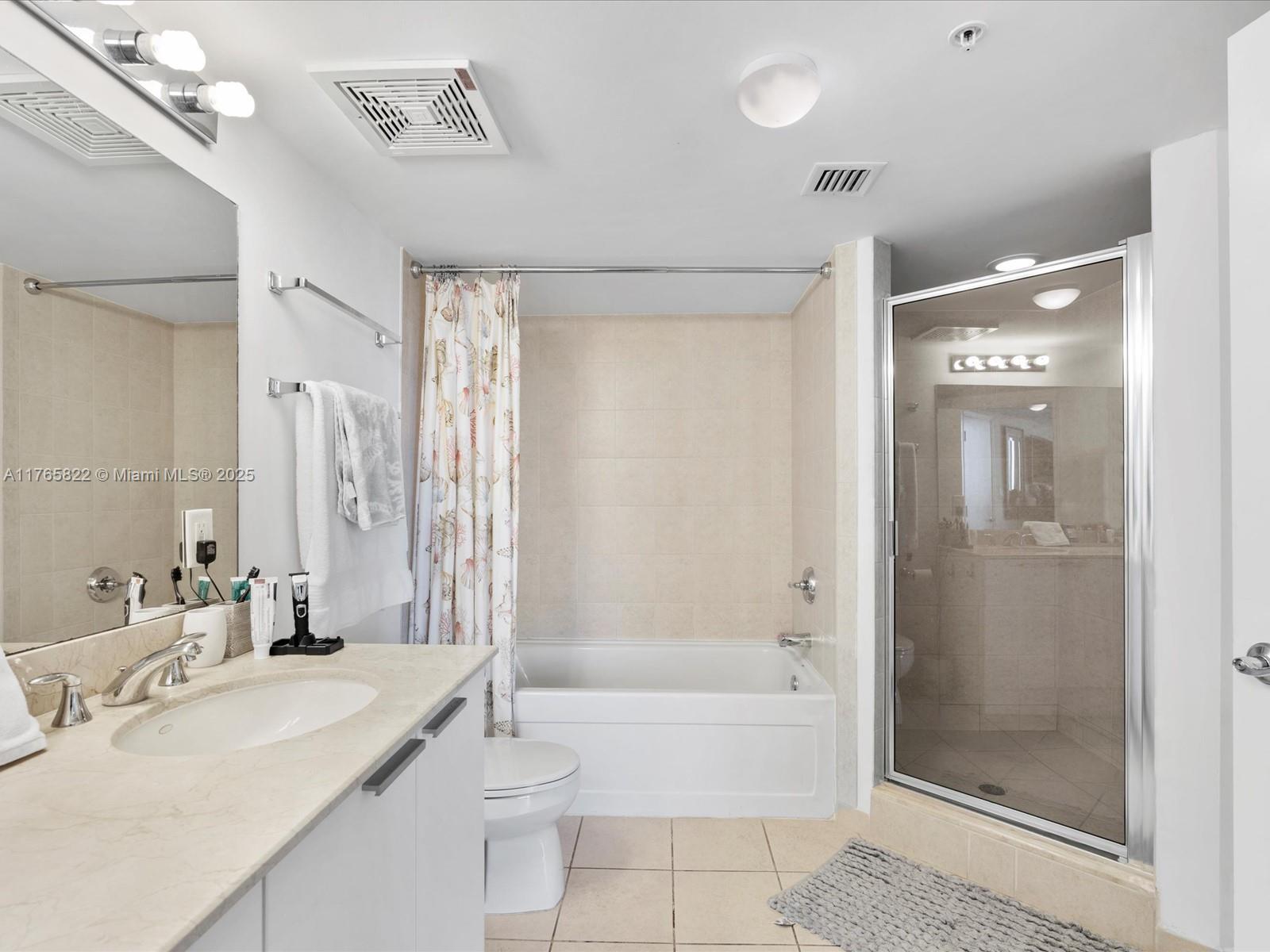 LA PERLA CONDO - Residential