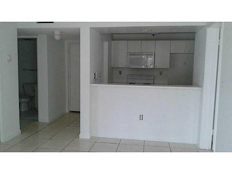 LAS BRISAS - Residential Lease