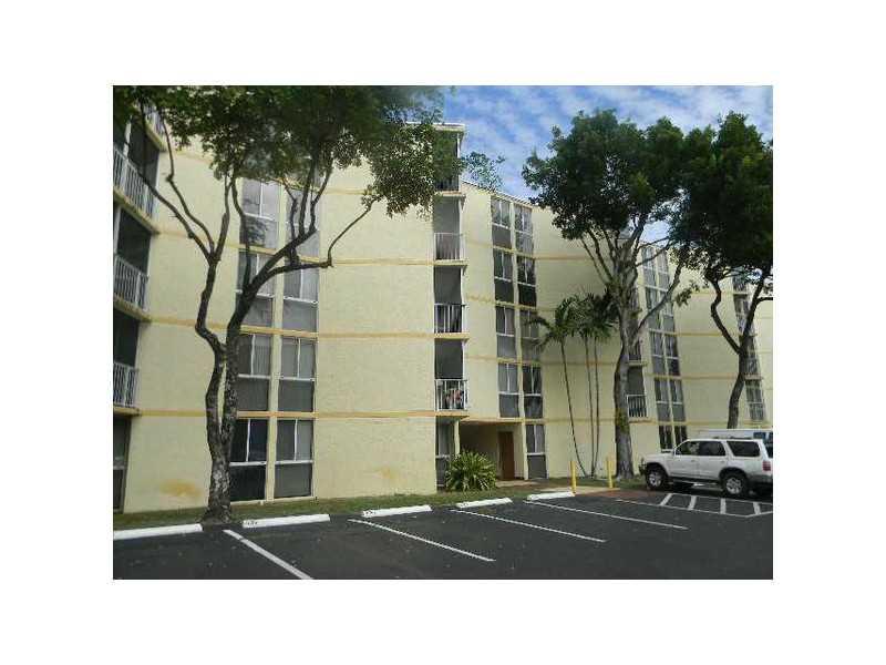 LAS BRISAS - Residential Lease