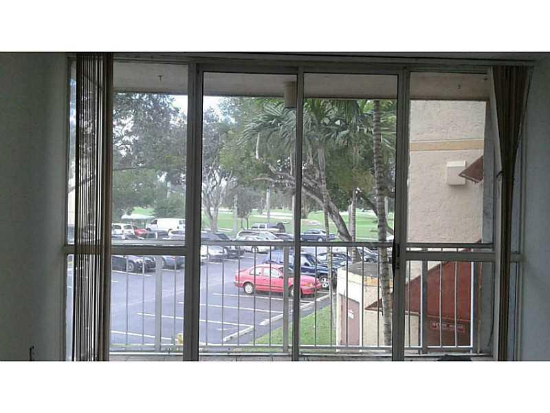 LAS BRISAS - Residential Lease