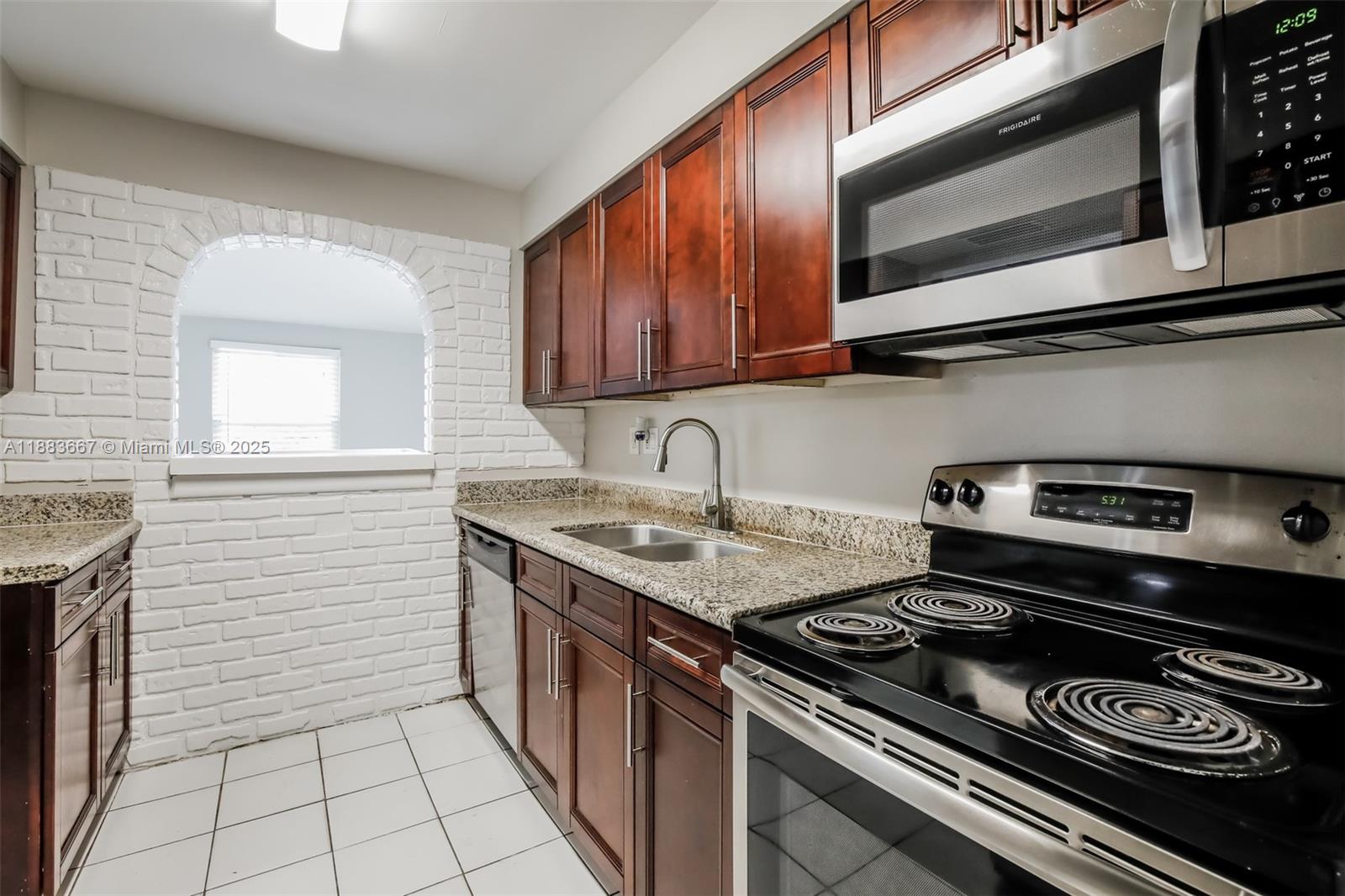 FLAIR SUB NO SEVEN - Residential Lease