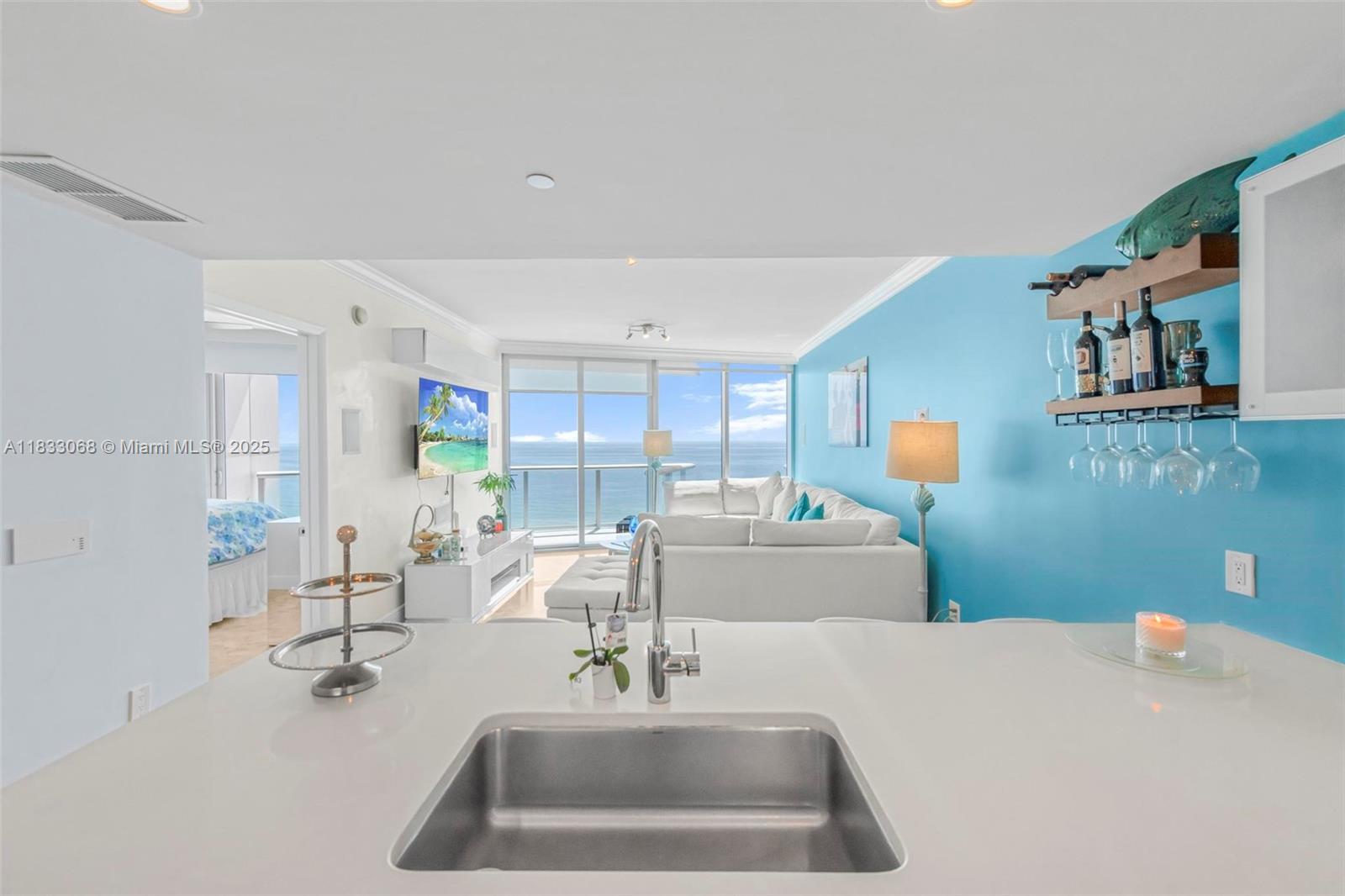 17001 Collins Ave 1403