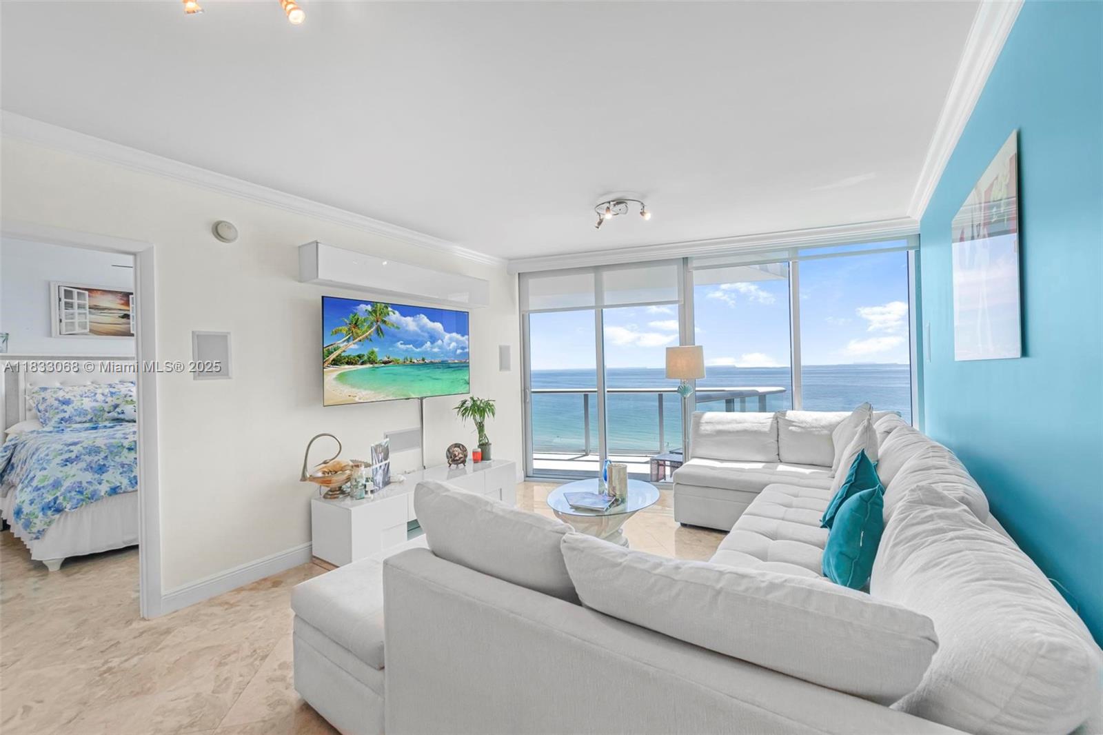 17001 Collins Ave 1403