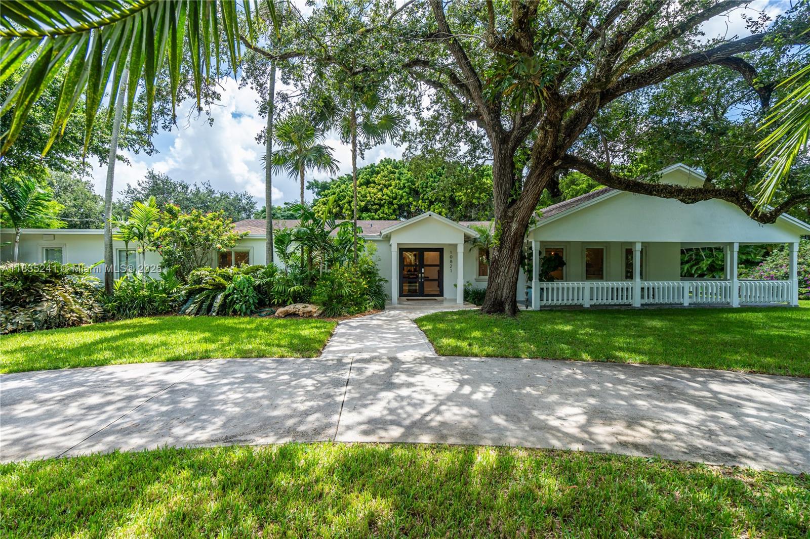 Welcome to this stunning 5-bedroom, 3 full bathroom, and one half bath Home situated on a spacious 1 Acre lot in a prestigious neighborhood. Renovated in 2017, this property features a modern interior, a gourmet kitchen, a master suite with a spa-like bathroom, and spacious bedrooms filled with natural light. The outdoor oasis includes a marble patio, a resurfaced pool (2021), and a vast backyard. Updates include a new roof (2016) and new AC units (2017). Don't miss this opportunity to own a piece of luxury living in this desirable location. Schedule a showing today!