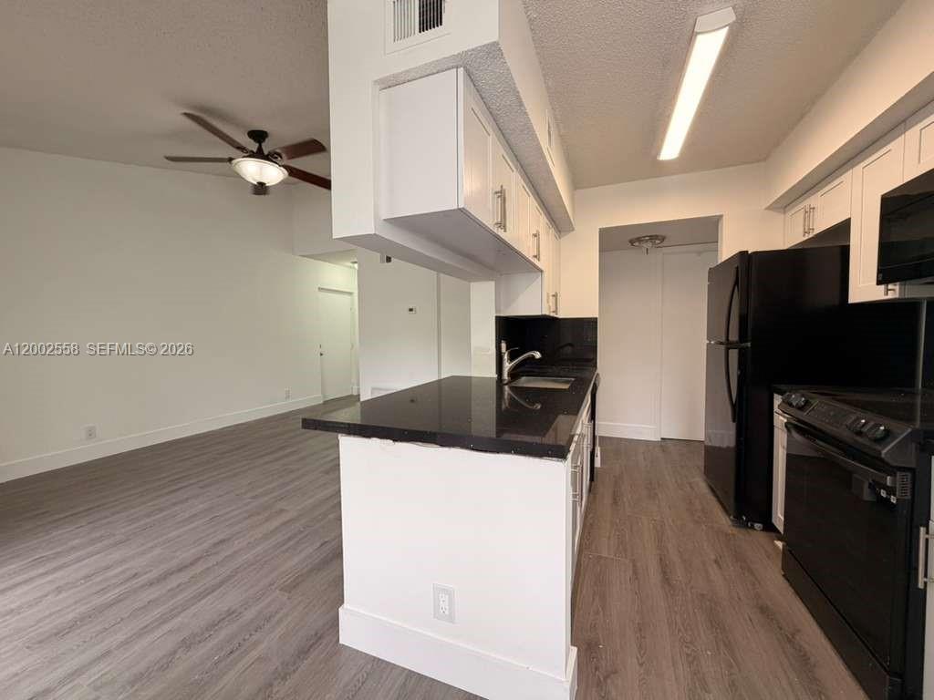 SUN VISTA GARDENS CONDO - Residential Lease