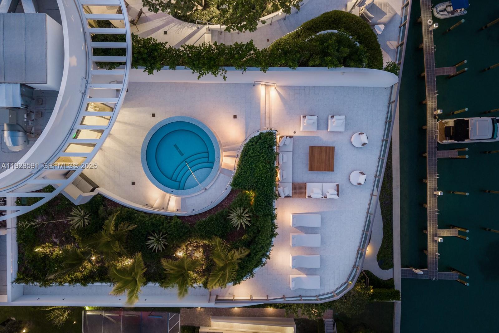 Onda Residences - Residential