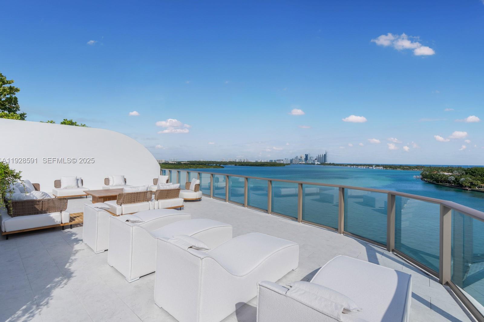 Onda Residences - Residential