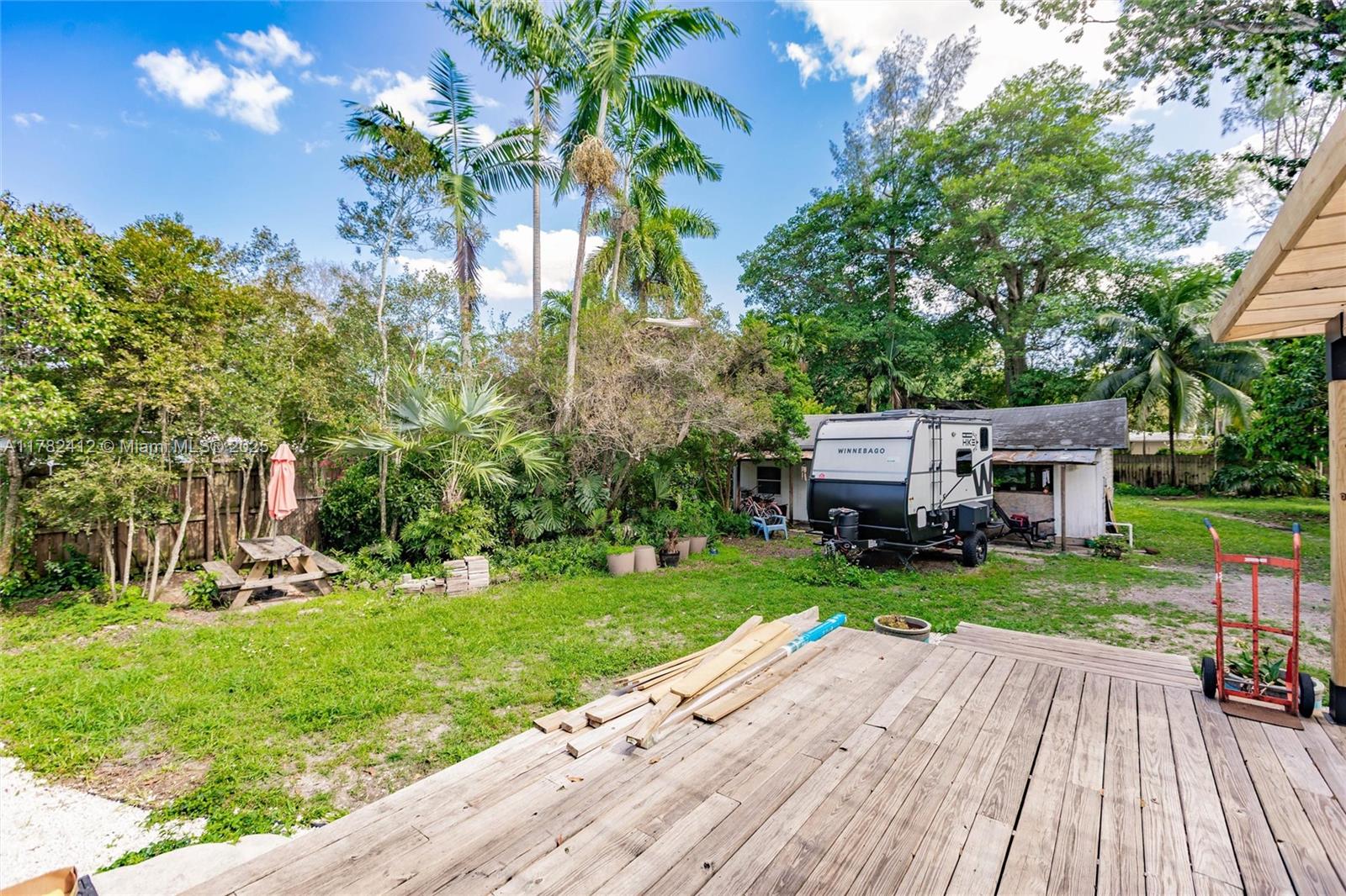 GRIFFING BISCAYNE PARK ES - Residential