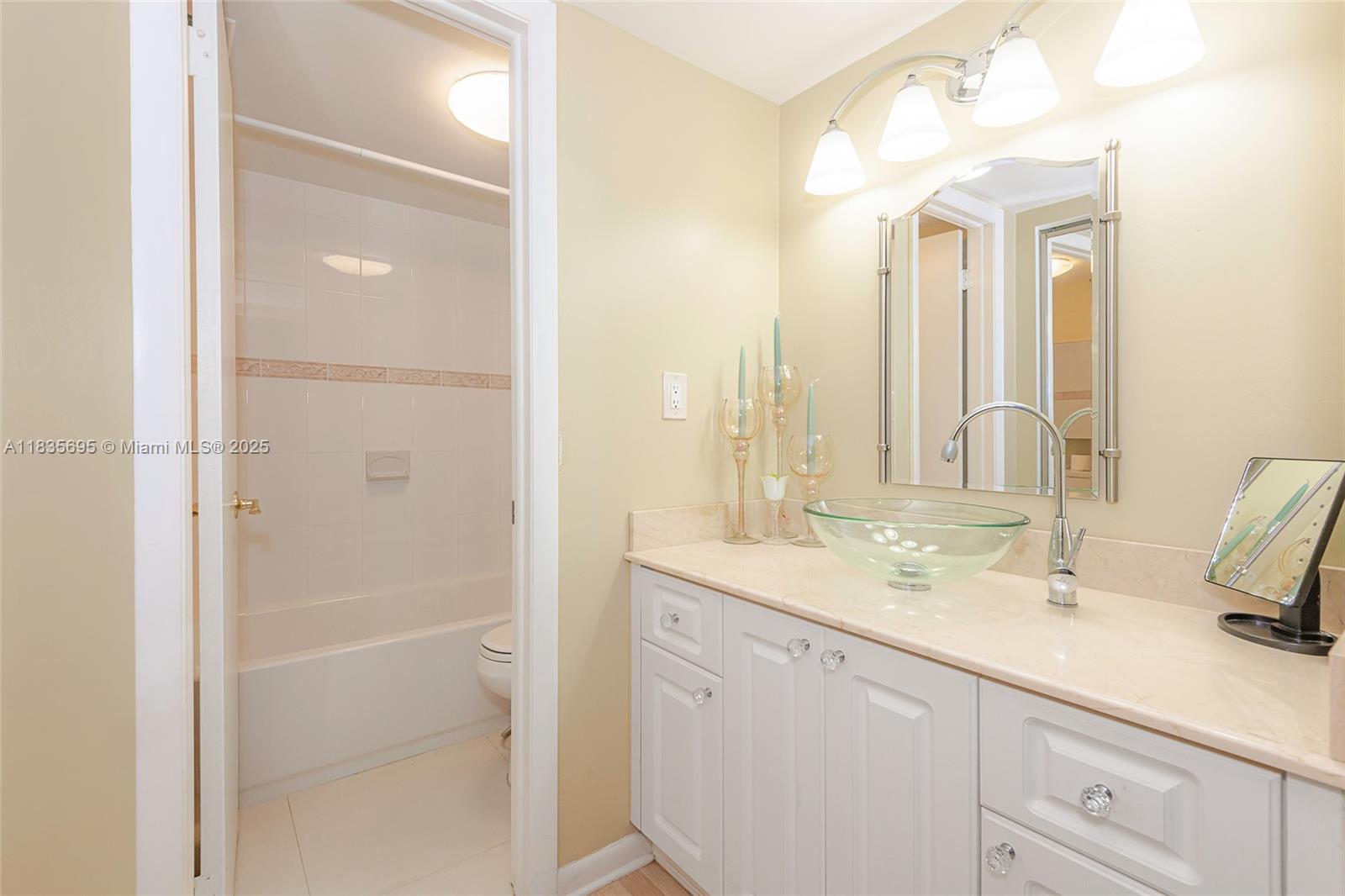 COLONY POINT 6 CONDO - Residential