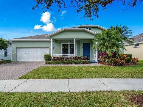 Photo of 10671 SW Waterway Ln, Port St Lucie, FL 34987 (MLS # A12013008)