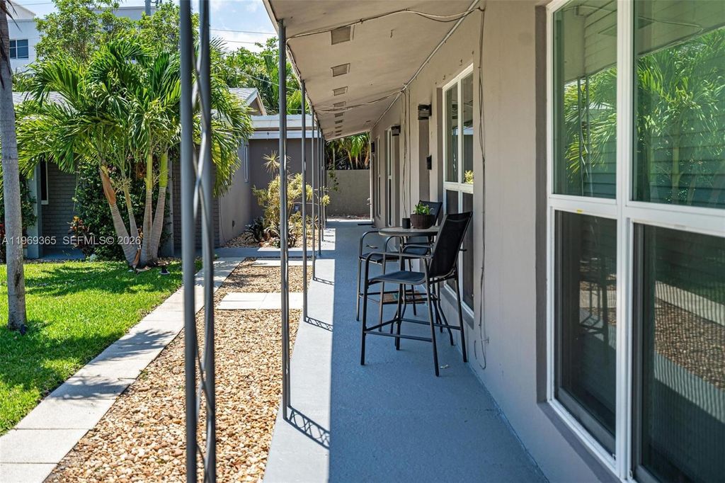 Photo of 2201 NE 14th Ave, Wilton Manors, FL 33305 (MLS # A11969365)