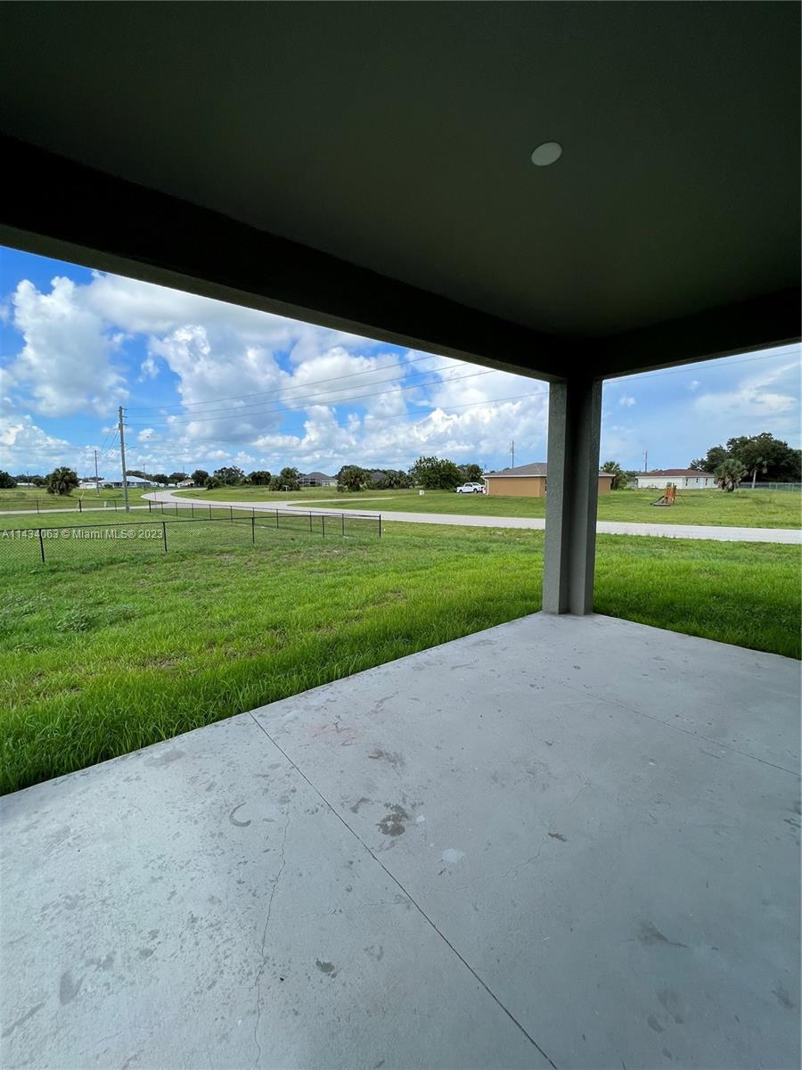 PORT LABELLE - Residential Lease