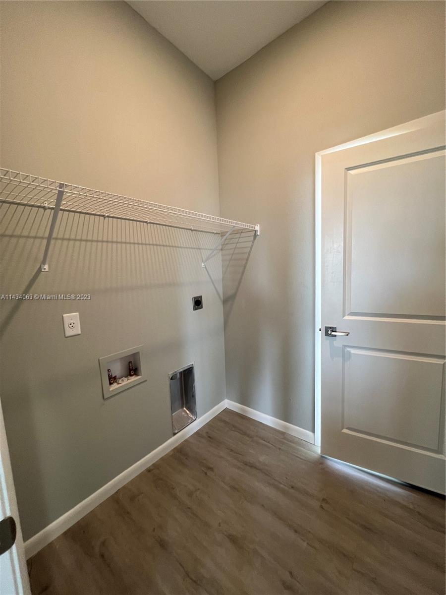 PORT LABELLE - Residential Lease