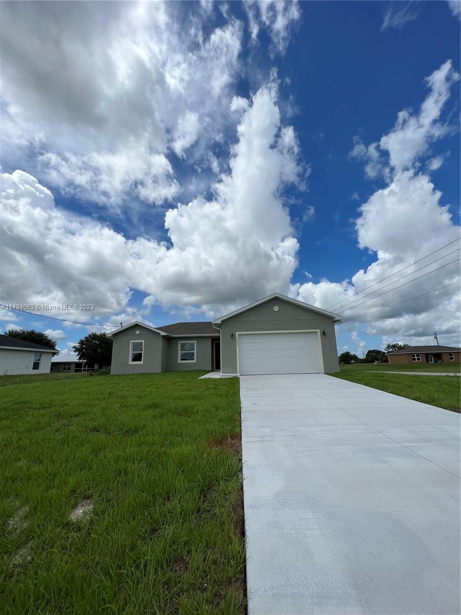 PORT LABELLE - Residential Lease