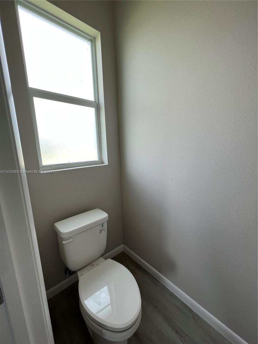PORT LABELLE - Residential Lease