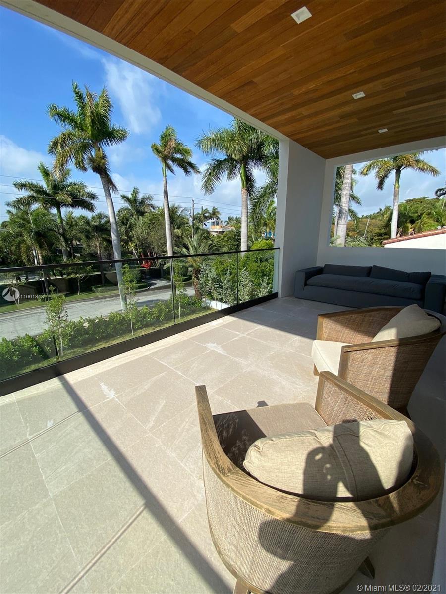 LA GORCE GOLF SUB - Residential