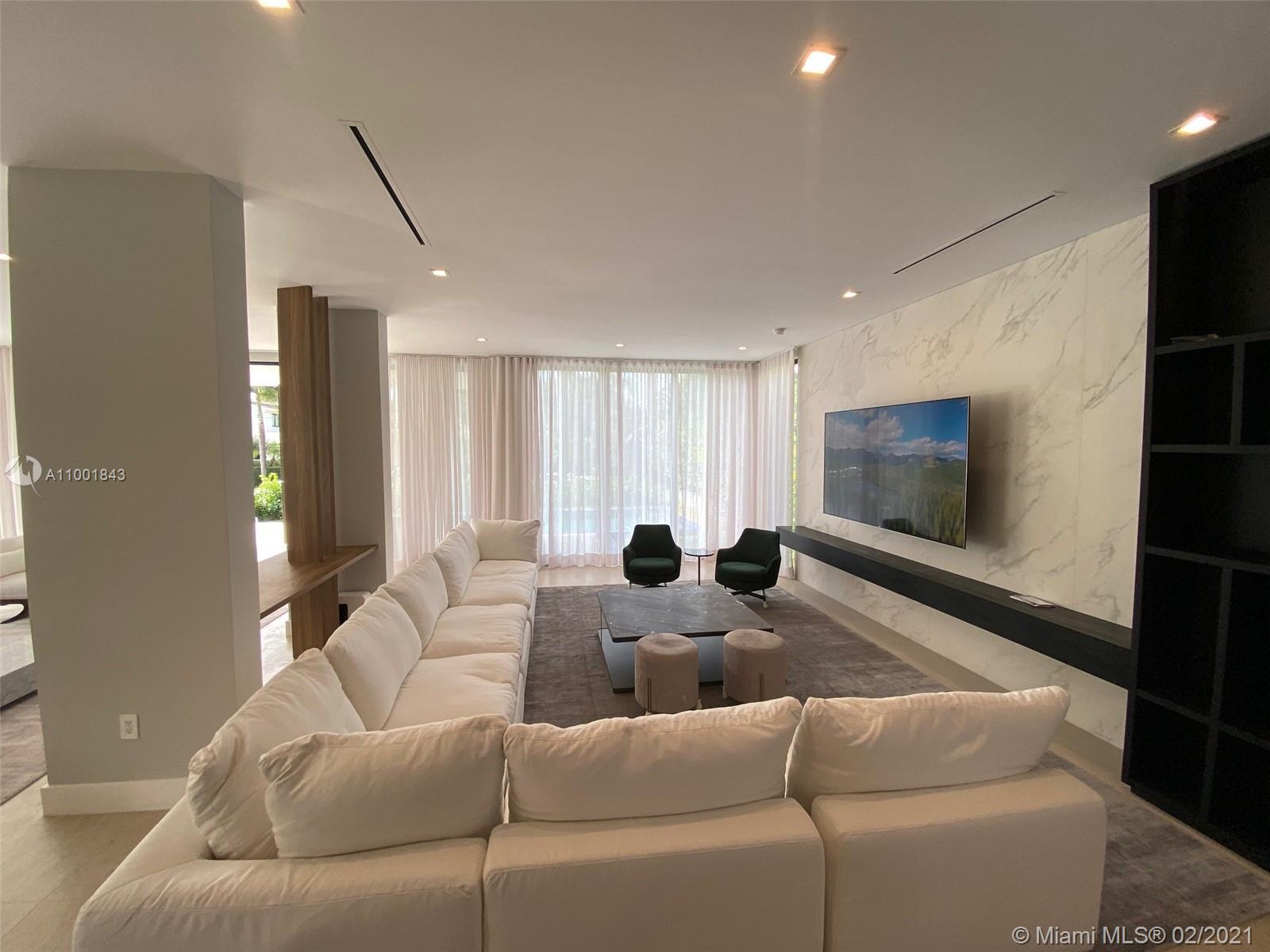 LA GORCE GOLF SUB - Residential