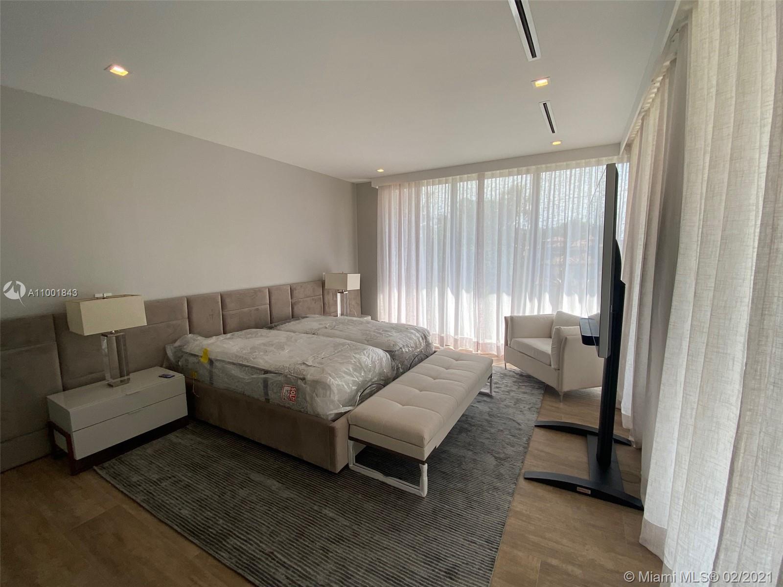 LA GORCE GOLF SUB - Residential