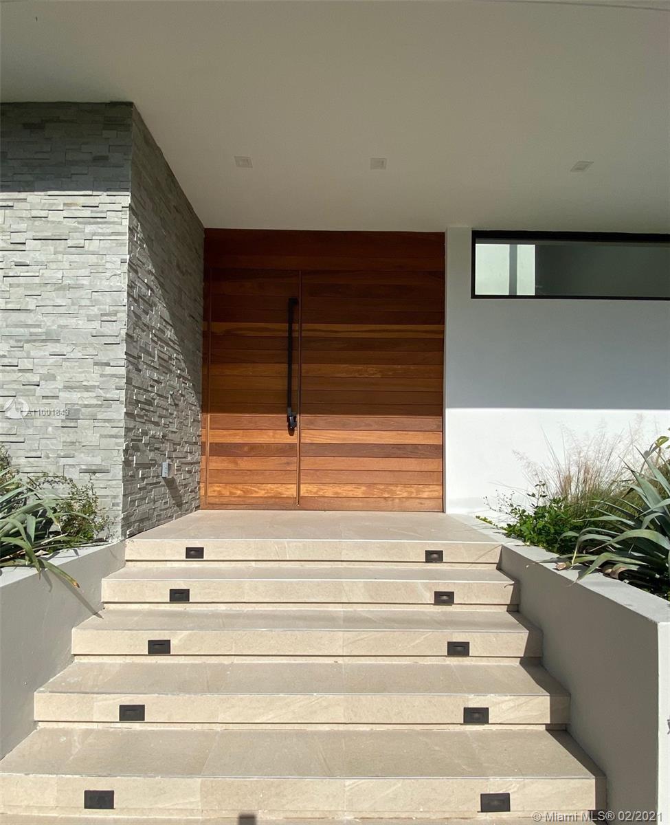 LA GORCE GOLF SUB - Residential