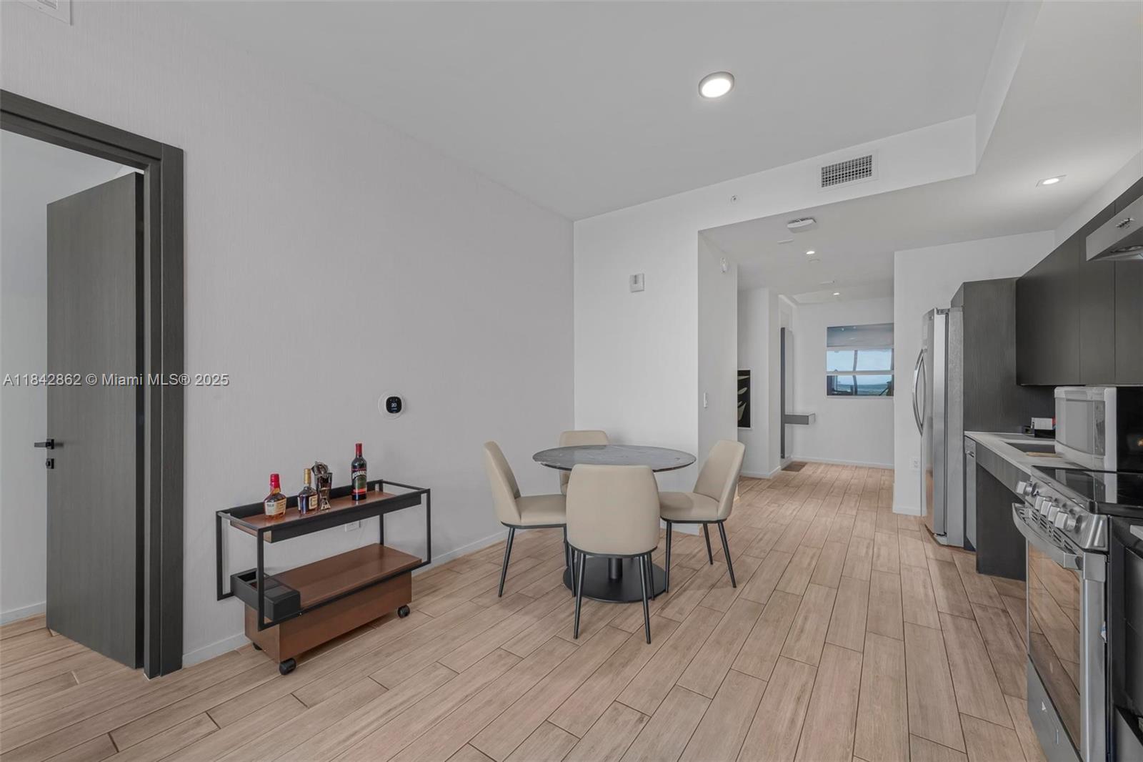 The Elser - Residential