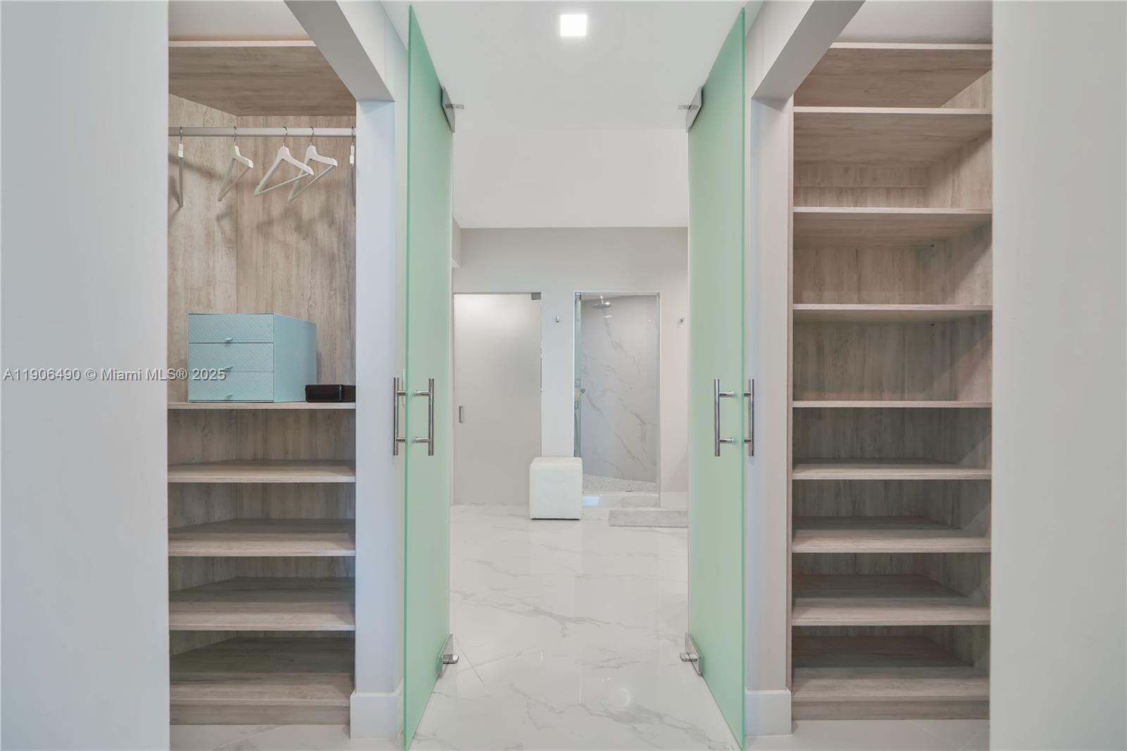 PORTOFINO TOWER CONDO - Residential