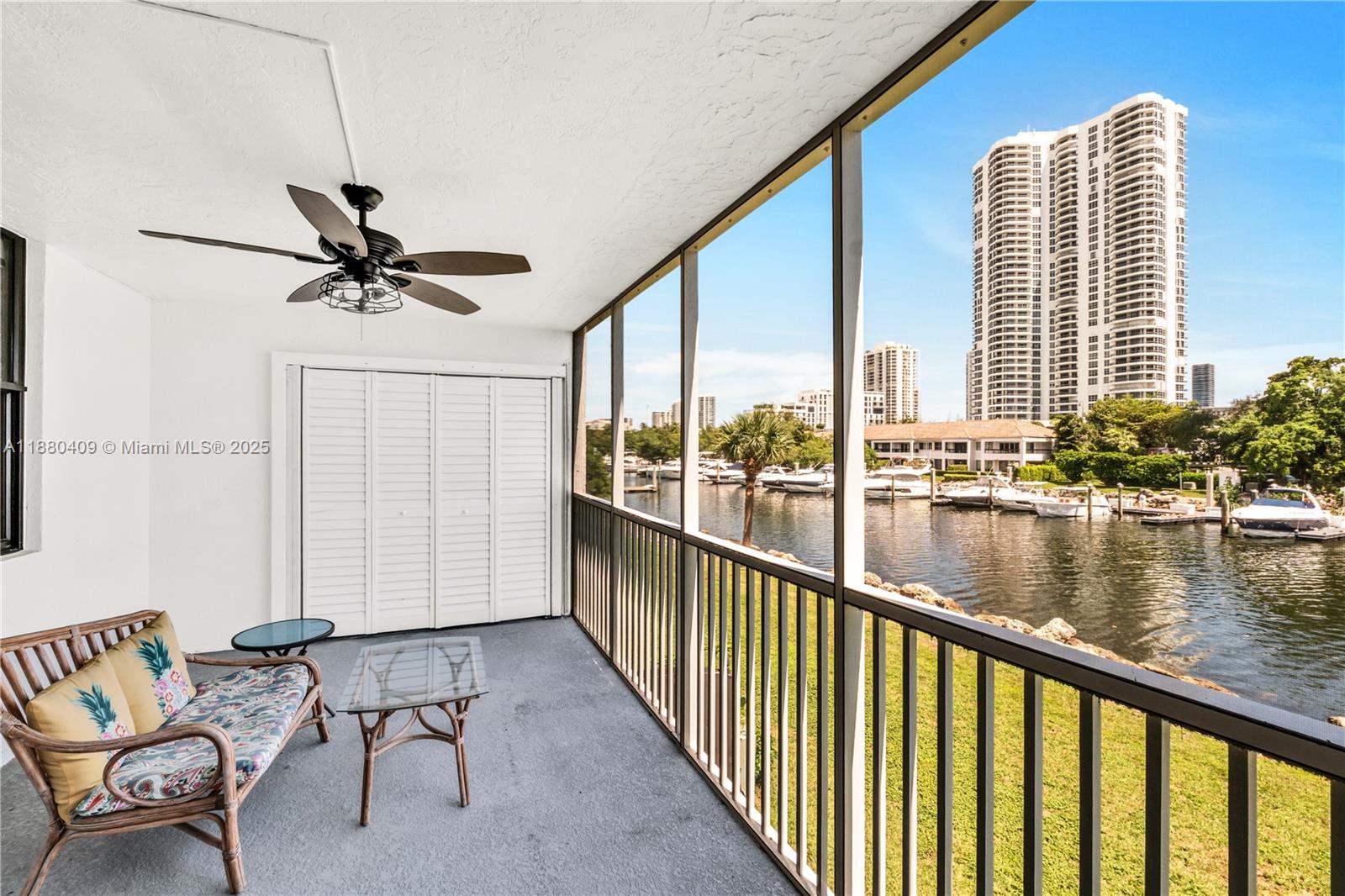 SOUTHVIEW AT AVENTURA CON - Residential