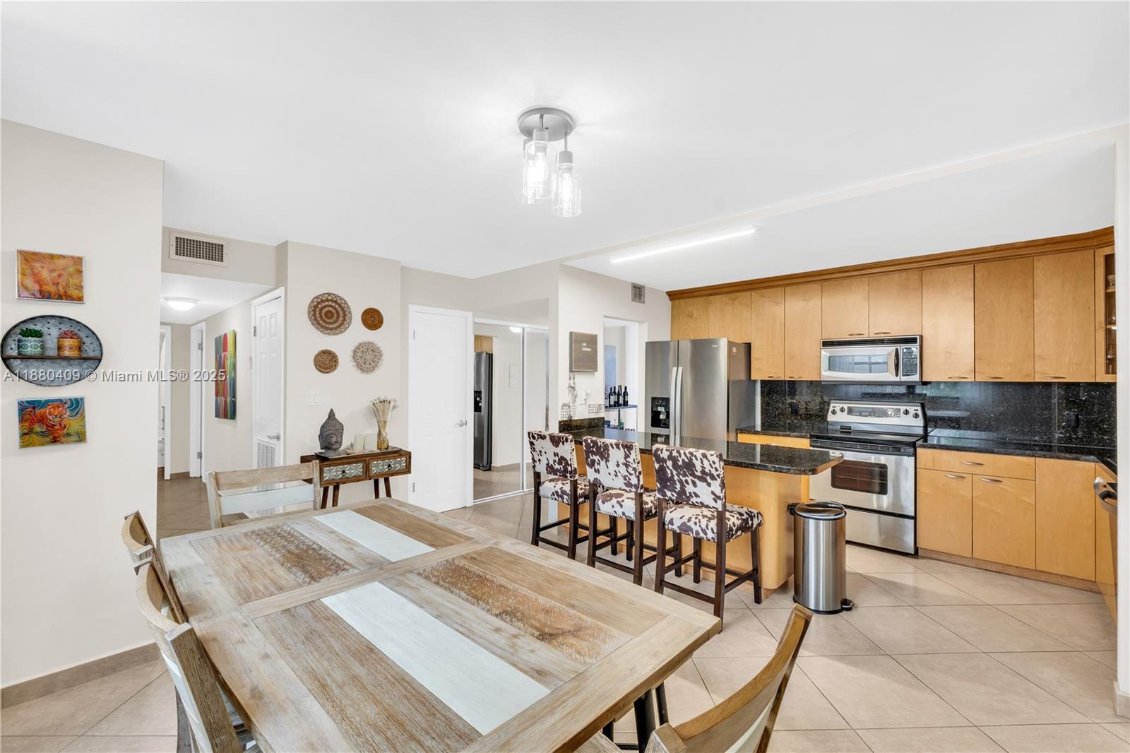 SOUTHVIEW AT AVENTURA CON - Residential