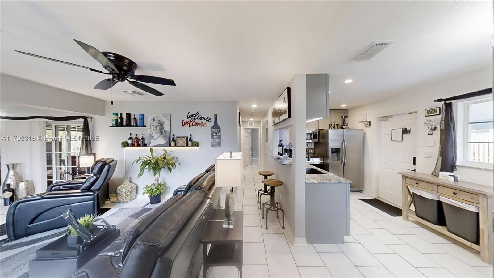1424 E River Dr