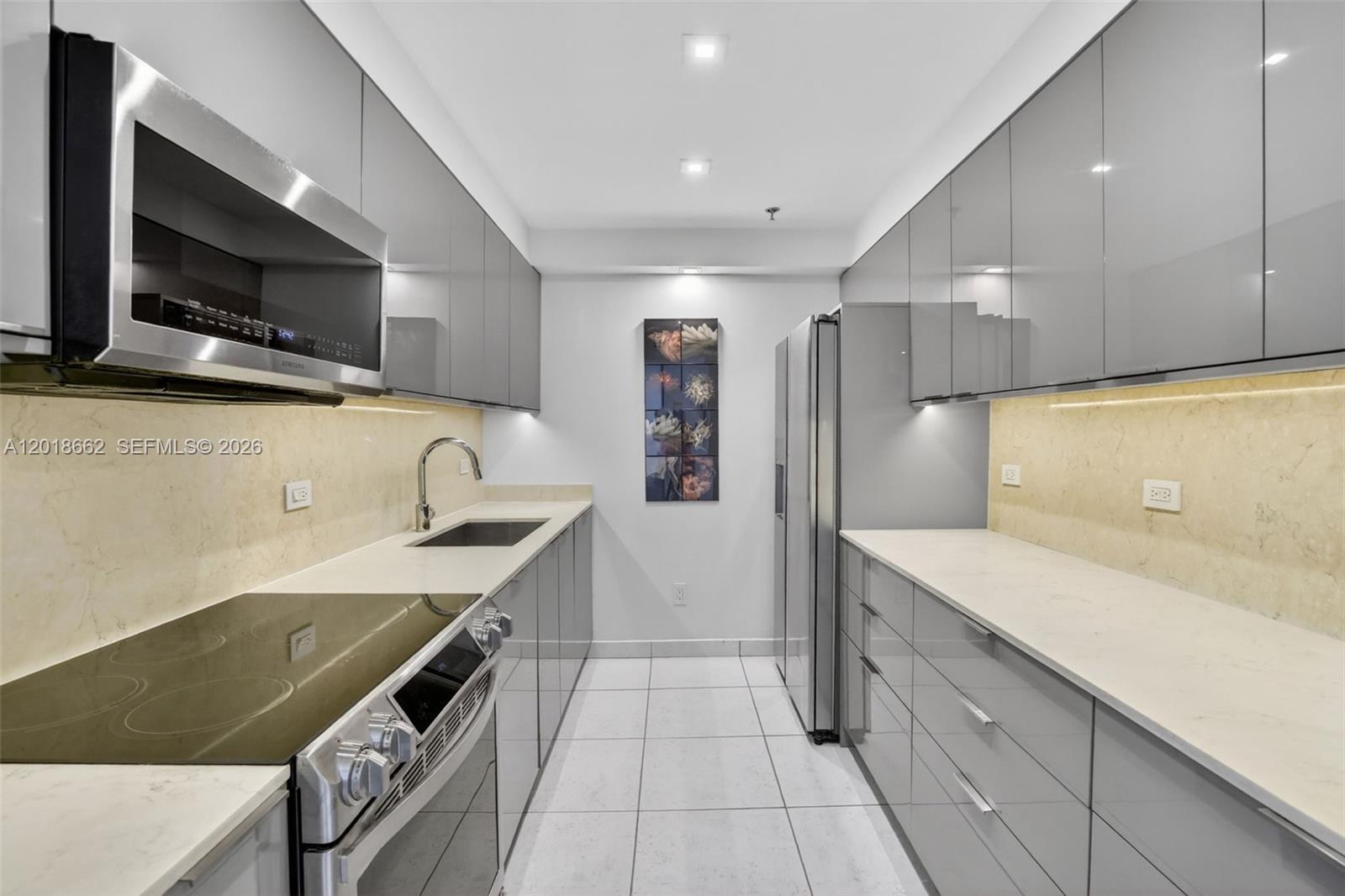 WATERVIEW CONDO - Residential