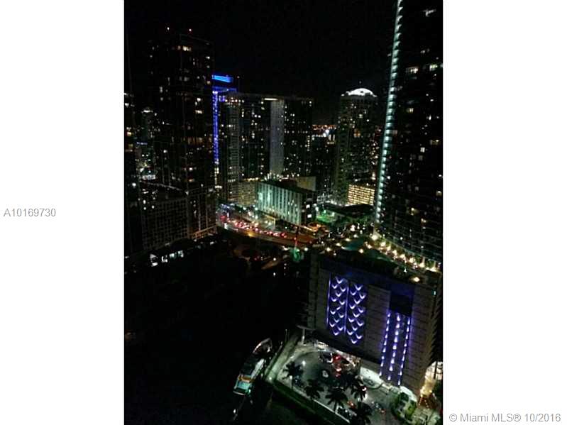 MET 1 CONDO - Residential Lease