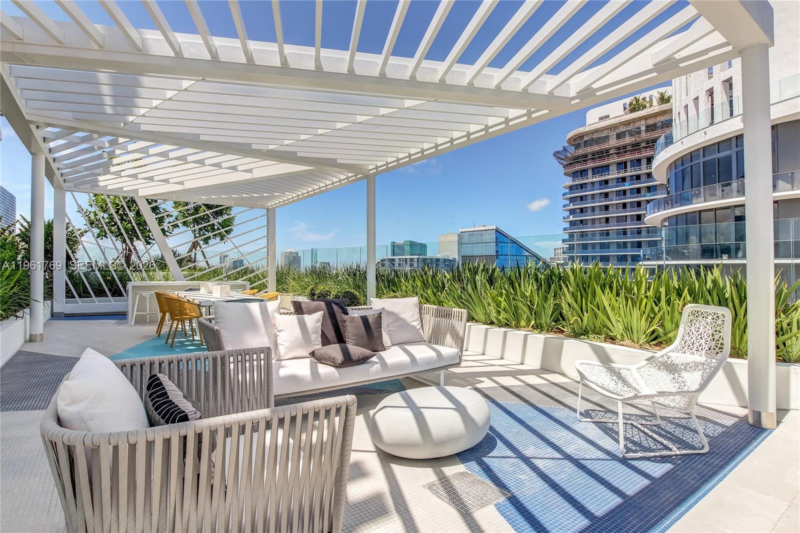 BRICKELL HEIGHTS WEST CON - Residential