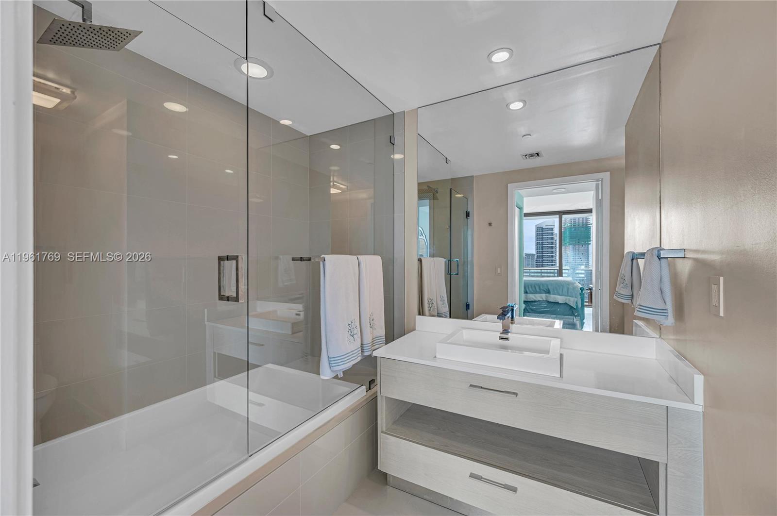 BRICKELL HEIGHTS WEST CON - Residential