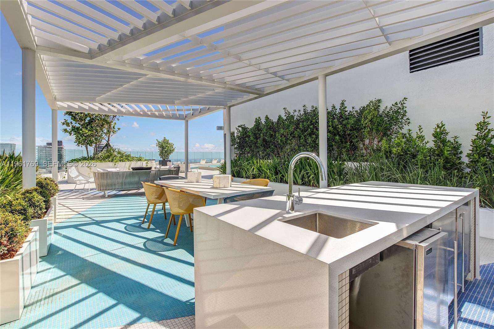 BRICKELL HEIGHTS WEST CON - Residential