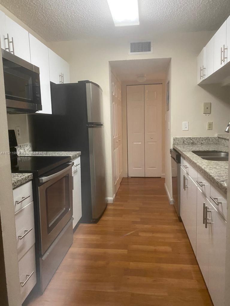 15770 SW 106th Ter 205