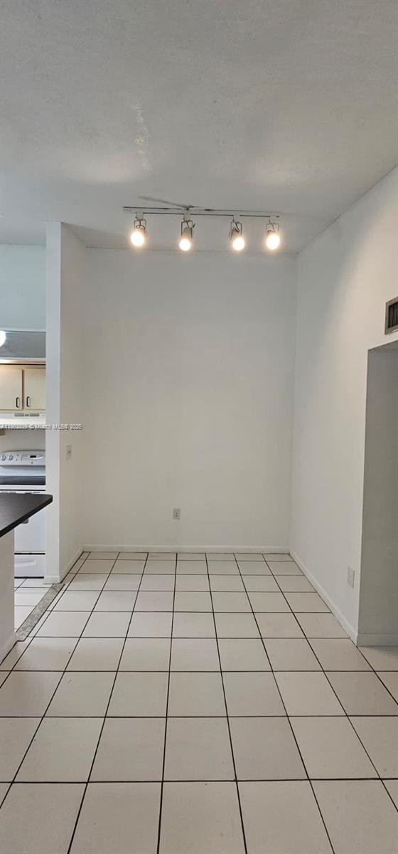 COUNTRYSIDE VILLAGE CONDO - Residential