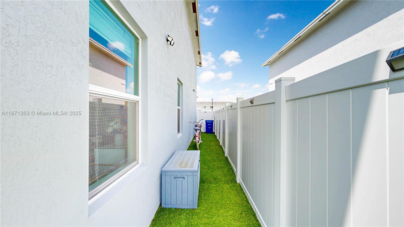 COSTA BLANCA VILLAS - Residential