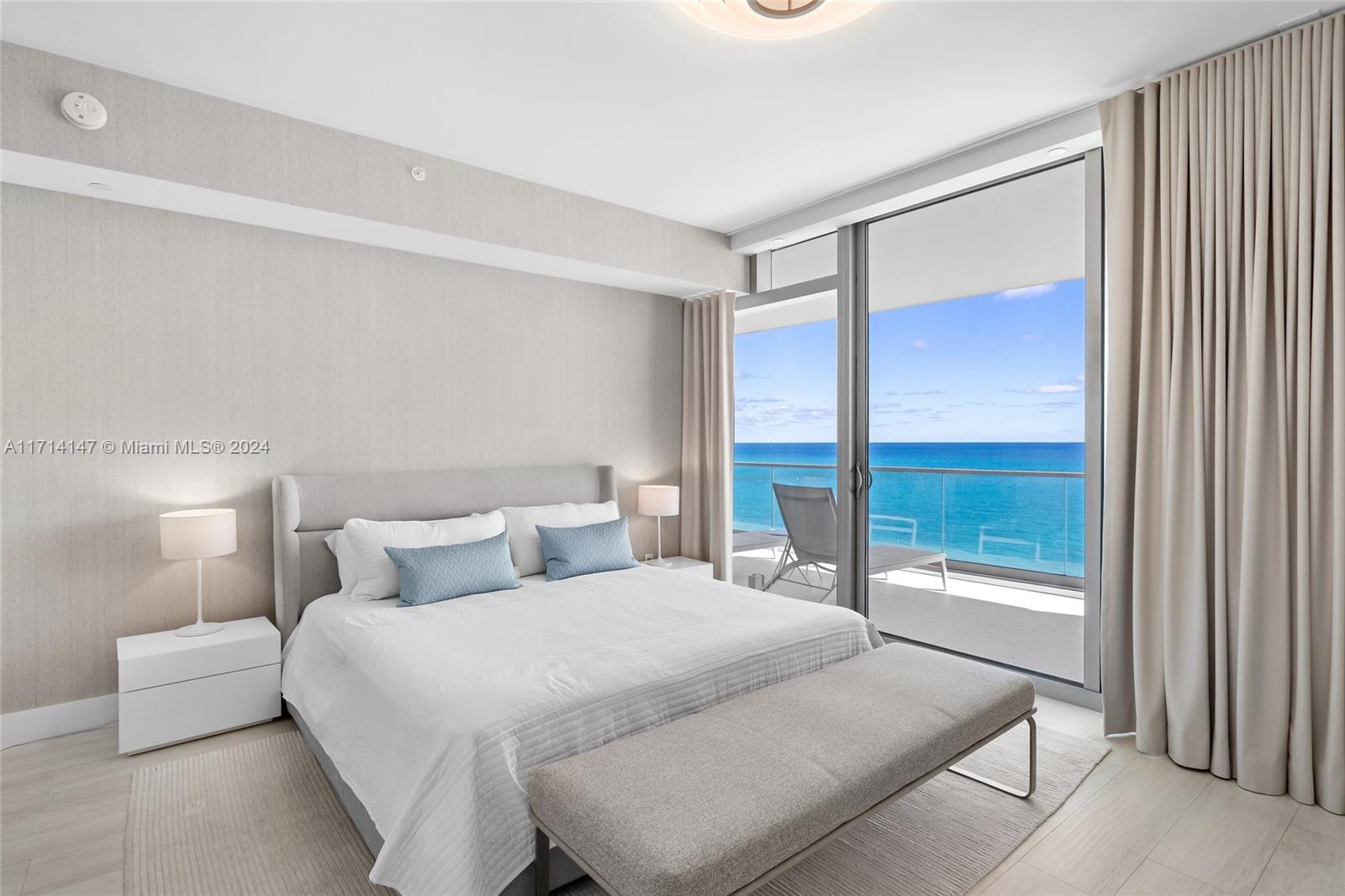 OCEANA BAL HARBOUR CONDO - Residential