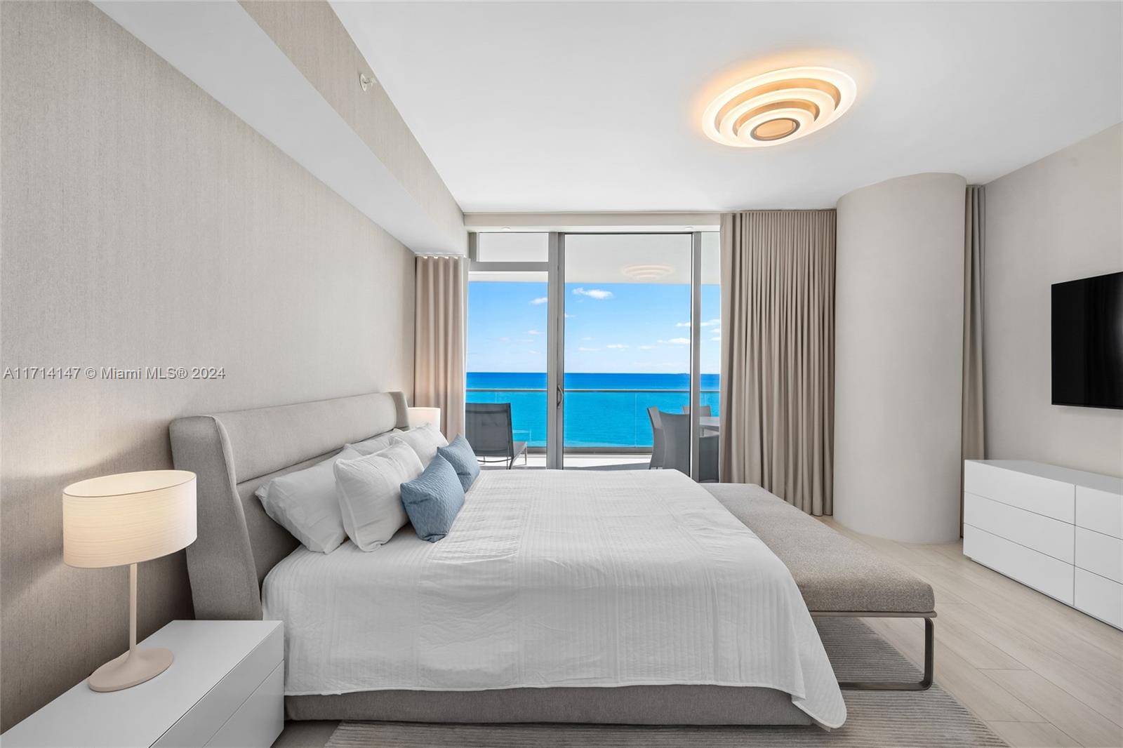 OCEANA BAL HARBOUR CONDO - Residential