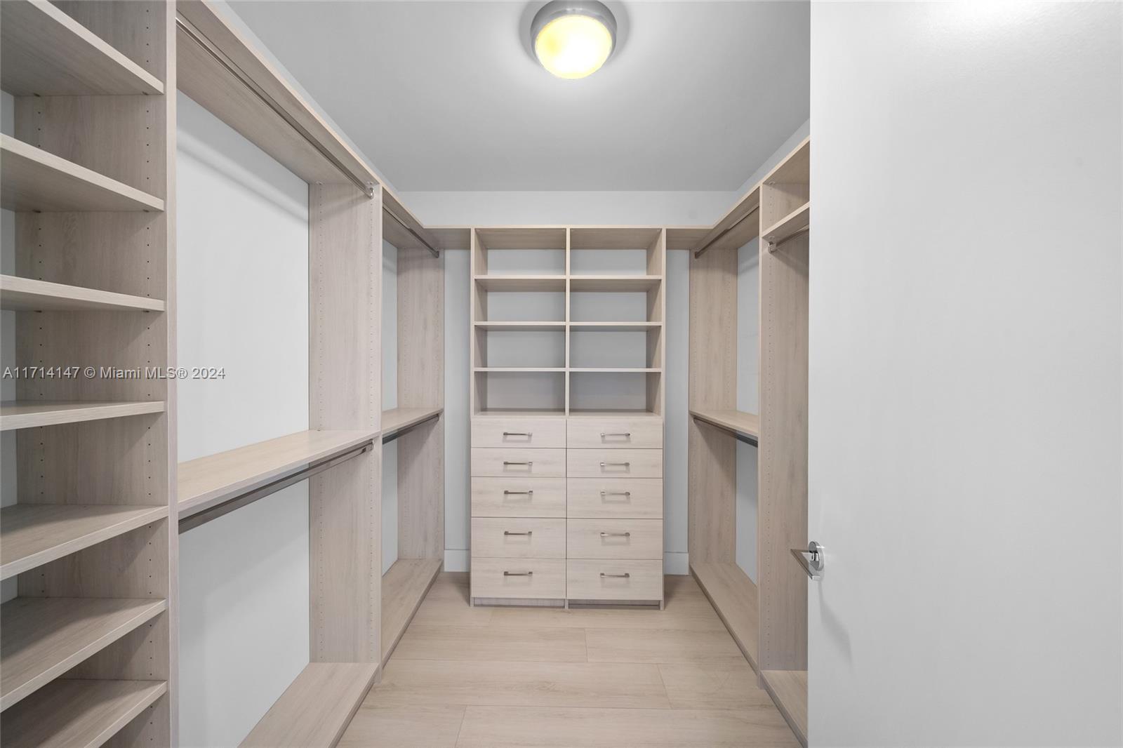 OCEANA BAL HARBOUR CONDO - Residential